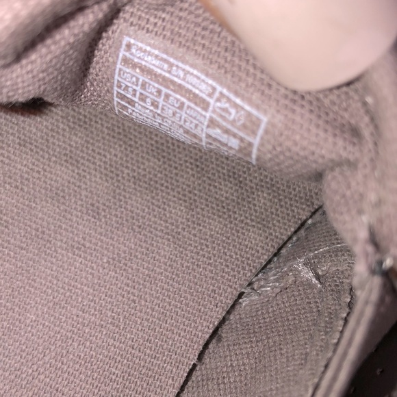 Koolaburra by UGG size 7.5 slip on loafers - Picture 6 of 9